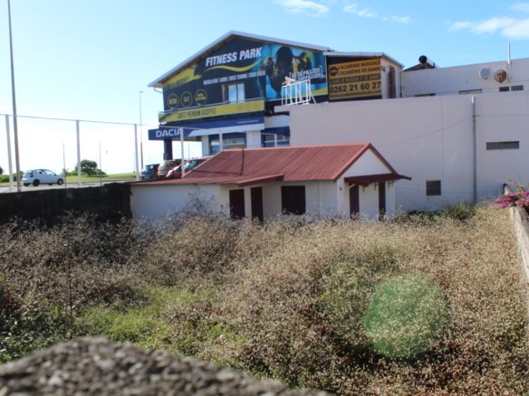 Saint-Denis – Terrain de 277 m²