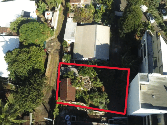 Terrain à vendre sur le secteur de Sainte-Clotilde à Saint-Denis